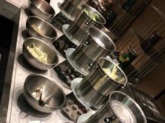 自助调料区-飨食汇全日制餐厅·昆山皇冠假日酒店(九方店)