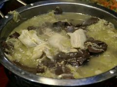 -鹤乡东北菜(崮山路店)