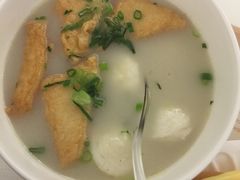 鱼丸河粉-翠华餐厅(香港国际机场店)