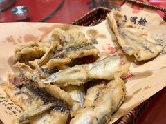 -鱼满舱·鲜活海鲜·正宗鲁菜