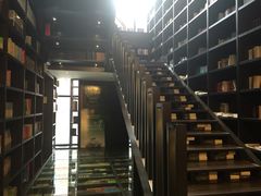 钟书阁-钟书阁(松江泰晤士小镇店)