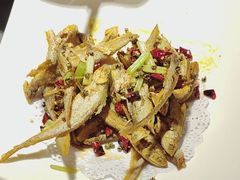 -南海底小海鲜·湘菜(鲁巷吴家湾店)