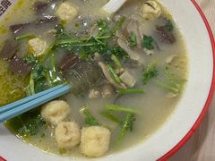 -小杨生煎(金山百联购物中心3楼店)