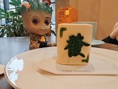 -Fridi Patisserie Cafe