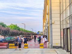-王府井奥莱临潼小镇(临潼店)