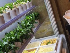 -领鲜活海鲜榴莲自助火锅(东门店)