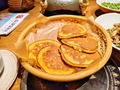 -吃饭皇帝大土家民族菜(荟聚店)
