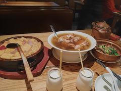 -缘生态云南菜·野生菌庭院餐厅(华侨城店)