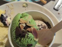 -雍容荟帝王蟹活龙虾展台自助(IFS黑金店)
