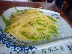 青椒土豆丝-粗茶淡饭(东关街店)