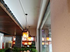-茅台镇网红溶洞餐厅·茅帮菜馆