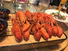 -肥肥虾庄·金牌油焖大虾(汉街SKP店)