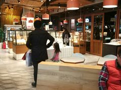 -Dough&Joe团憩(瑞虹天地月亮湾店)