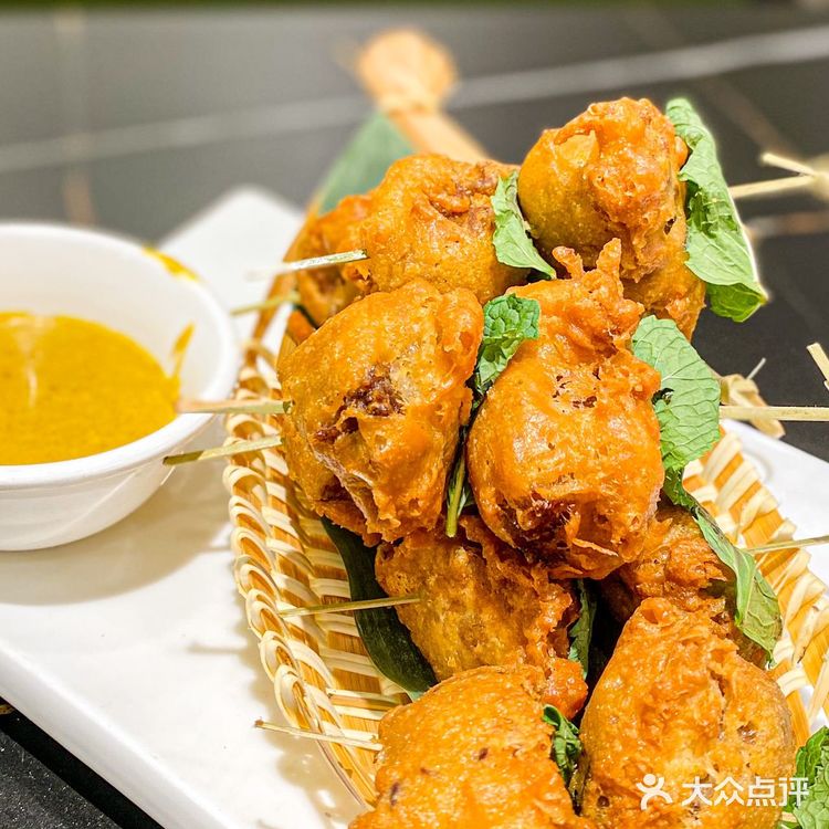 找了几家店最后来到了这家专吃生蚝的店‼️