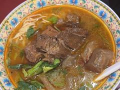 -金杨拉面王小吃面馆·牛三宝面·红烧牛肉粉
