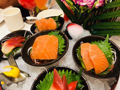 -万龙洲海鲜(大兴绿地缤纷城店)