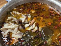 -黑皮酸菜鱼(三山街店)