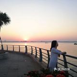 湛江观海长廊的最美日出