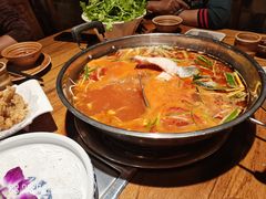 -快活林酸汤鱼鲜品火锅店(甲秀楼店)