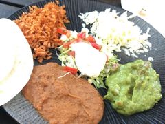 -Pistolera Mexican Cantina女枪手墨西哥餐厅(碧云路店)