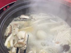 -花苑美食横琴生蚝火锅(拱北粤华路店)
