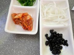 -豚妈妈汤饭·部队锅(南京东路店)