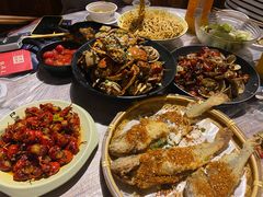 -巴厘龙虾·榜首油焖大虾(音乐学院·沿江酒馆店)
