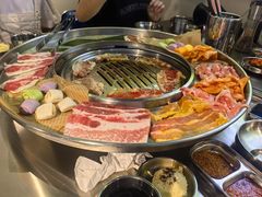 -哈哈碳都·牛肋条无限自助烤肉(宝龙店)