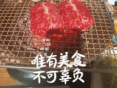 贵族雪花-明洞阿姨·韩式酱蟹烤肉·创意料理(三元桥店)