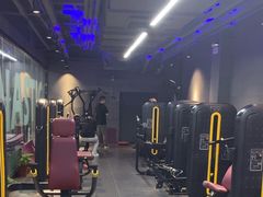 -开阳里游泳健身
