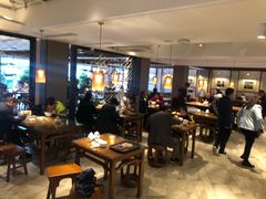 大堂-吾穆勒蓬灰牛肉面·清真(中海河山郡店)