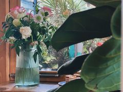 -花房咖啡 FLOWER YIN COFFEE