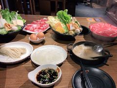 -呷哺呷哺(松江开元店)