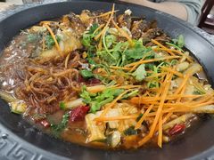 得莫利炖鱼-九妹农家大铁锅东北菜(江湾店)