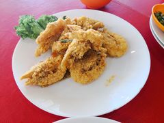 咸蛋黄焗虾-大树下海鲜饭店