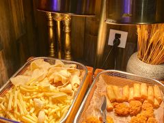 -领鲜活海鲜榴莲自助火锅(东门店)