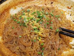 -国庆鱼头鱼尾馆(盛世华庭店)