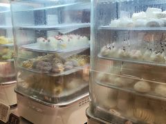 -胖东来生活广场(健康路店)