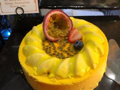 黄芒果西番莲慕斯蛋糕-美食汇自助餐厅(成都万达瑞华酒店)