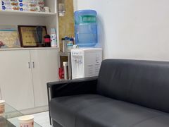 -雅致口腔门诊部(五羊邨地铁店)