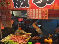 -六合夜市