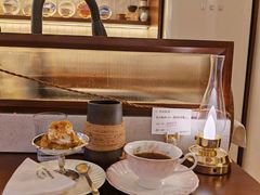 -Café Monson