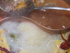 -洱火云南酸菜牛肉火锅(石景山当代商城店)