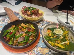 -云海肴·汽锅鸡·云南代表菜(天山百盛优客店)