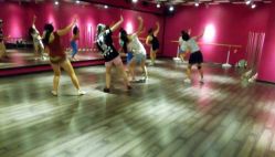 -STUDIO E POLE DANCE