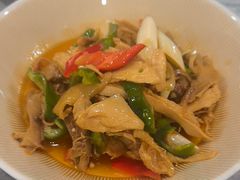 -汗腾格里·风味餐厅(新疆驻京办店)