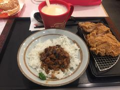 台湾卤肉饭-永和大王(北京站内一店)