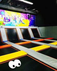 -蹦贝运动中心·蹦床·攀岩·闯关(龙岗店)