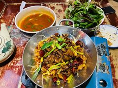 干锅虾酸牛肉肥肠-四合院(黔灵西路店)
