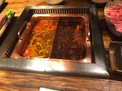 -老牌坊云南鱼豆花火锅(爱建店)